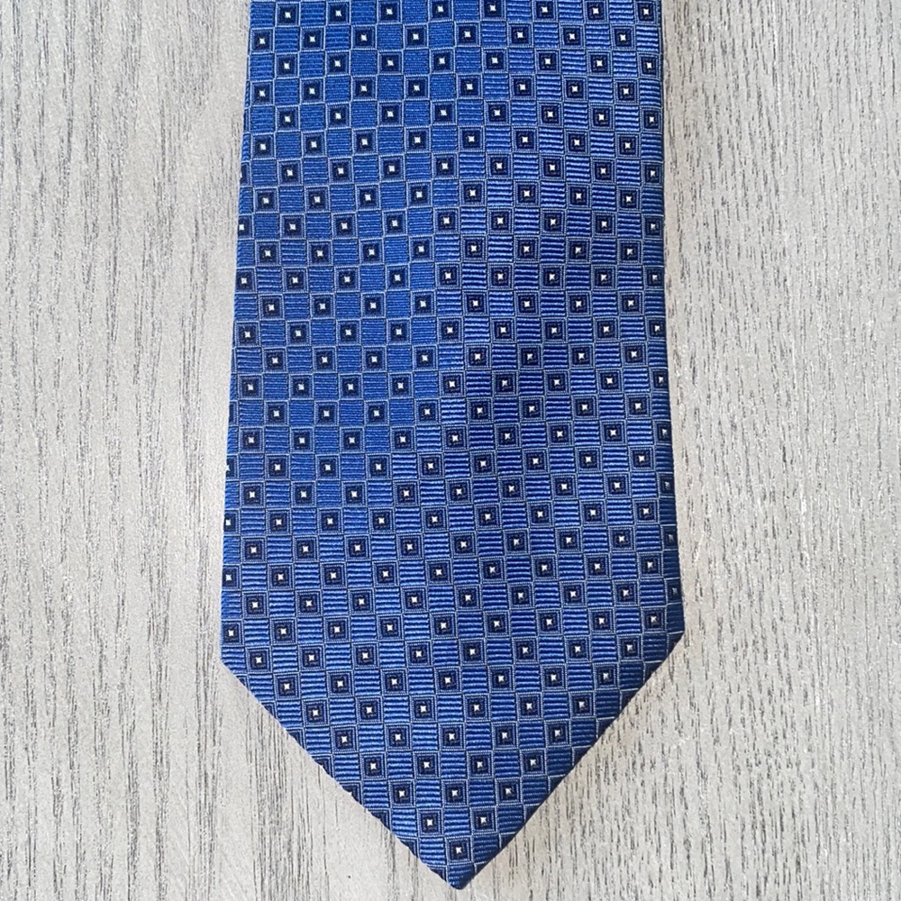 Brooks Basics Mens Accessories Blue Squares Tie 100% Silk‎